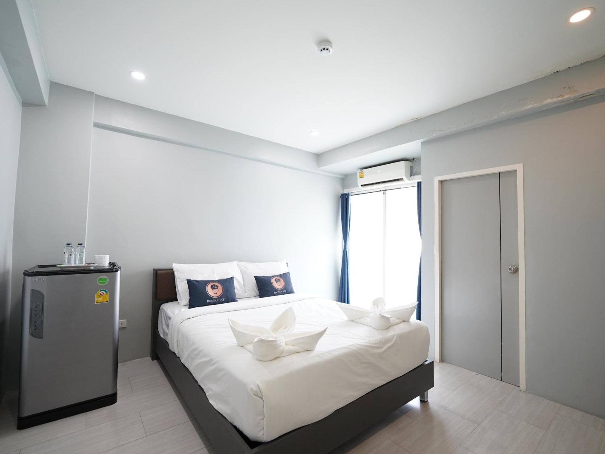 Roomquest Bangkok Don Mueang Airport Værelse billede